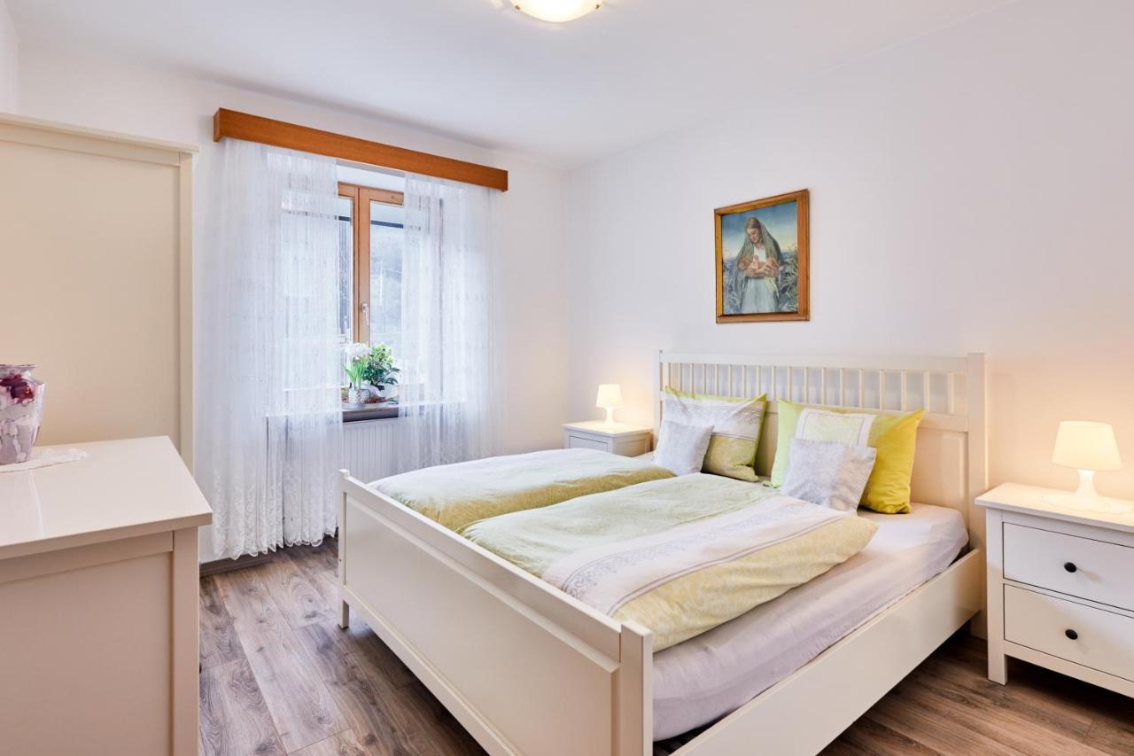Apartmenthaus Haringer Novacella ภายนอก รูปภาพ